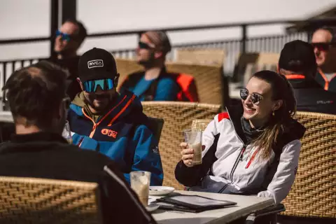 05_hotel-apres-post_sonnenterrasse