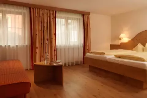 00_hotel-apres-post_doppelzimmer-komfort-m